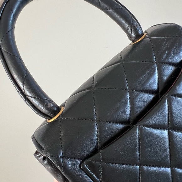 ❌SOLD❌Vintage Chanel Mini Kelly Top Handle Bag - Picture 10 of 15